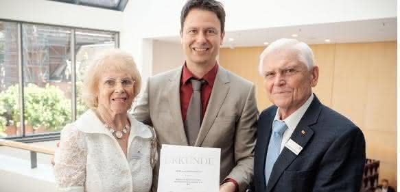 Preisträger PD Dr. Benjamin Meder mit dem Stifterehepaar Ursula und Wilhelm P. Winterstein