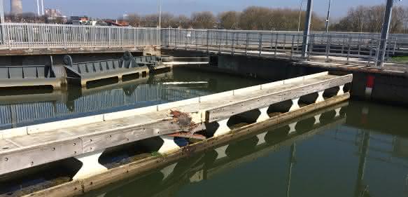 ACE Kollision Schleuse Maasbracht ACE Kollision Schleuse Maasbracht