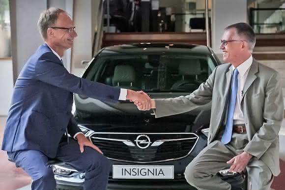 Opel und Vauxhall sind Teil der PSA-Gruppe Opel und Vauxhall sind Teil der PSA-Gruppe