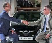 Opel und Vauxhall sind Teil der PSA-Gruppe Opel und Vauxhall sind Teil der PSA-Gruppe