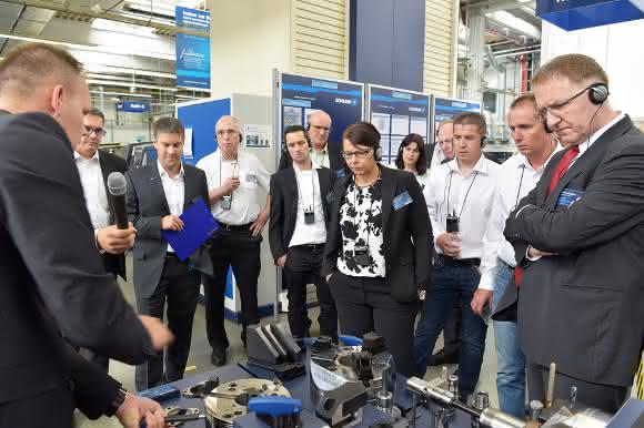Schunk-Factory_Tour