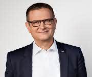 Thomas A. Fischer, Geschäftsführer Vertrieb, Marketing & Service (CSO) Thomas A. Fischer, Geschäftsführer Vertrieb, Marketing & Service (CSO)