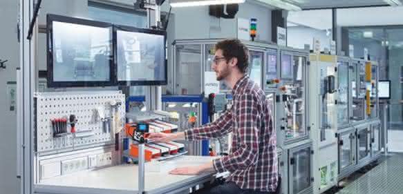 Assistenzsysteme: Intelligente Helfer für die Industrie