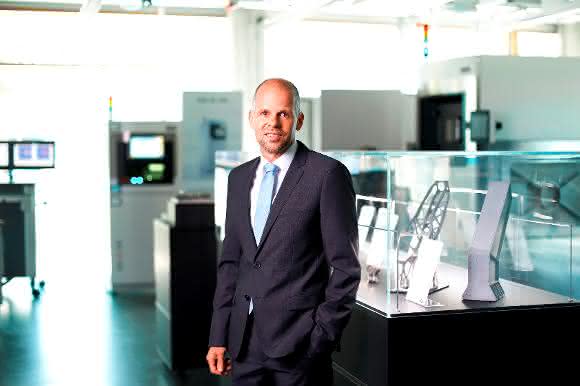 Dr. Adrian Keppler