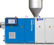 Konischer Doppelschneckenextruder KMD 63 K/R aus der Performance-Serie – zur Chinaplas erstmals in den Markt eingeführt. (Bild: Kraussmaffei Berstorff) Konischer Doppelschneckenextruder KMD 63 K/R aus der Performance-Serie – zur Chinaplas erstmals in den Markt eingeführt. (Bild: Kraussmaffei Berstorff)