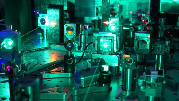 Neues Strahlführungskonzept für Ultrakurzpulslaser
