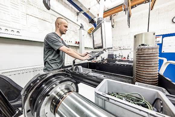 Fremdspindel-Retrofit Spindeleinheiten in Stand setzen