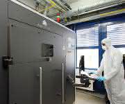 Die Forscher fertigen mit einem ProX DMP 320 Metalldrucker komplexe Bauteile in einem Stück. Der Drucker wird ihnen in Kooperation vom Technikkonzern 3D Systems zur Verfügung gestellt. (Bild: TU Kaiserslautern) Die Forscher fertigen mit einem ProX DMP 320 Metalldrucker komplexe Bauteile in einem Stück. Der Drucker wird ihnen in Kooperation vom Technikkonzern 3D Systems zur Verfügung gestellt. (Bild: TU Kaiserslautern)