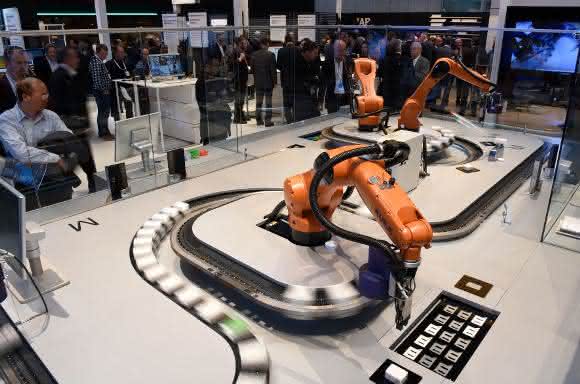 Industrie-Roboter Robotik: Der Wettlauf geht weiter