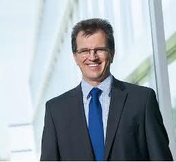 Dr. Guido Hegener Dr. Guido Hegener, Geschäftsführer Emag Maschinenfabrik