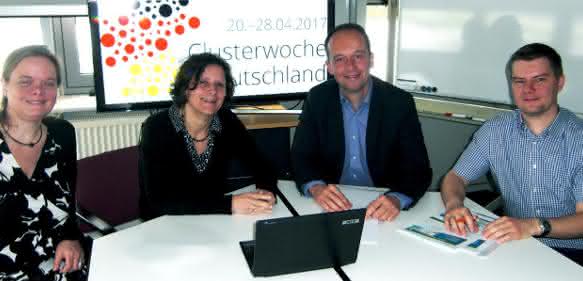 Die Exzellenz-Cluster BioLago und microTec Südwest haben eine enge Zusammenarbeit für die Entwicklung neuer diagnostischer Verfahren vereinbart (© BioLago/microTec Südwest). Die Exzellenz-Cluster BioLago und microTec Südwest haben eine enge Zusammenarbeit für die Entwicklung neuer diagnostischer Verfahren vereinbart (© BioLago/microTec Südwest).