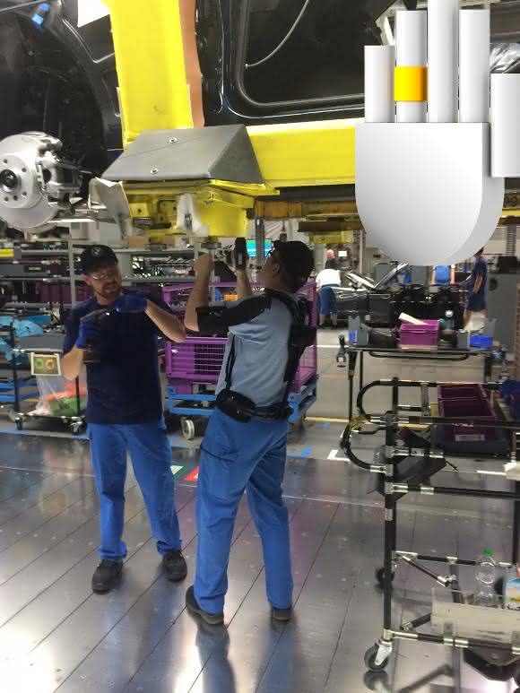 Exoskelett als Montagehilfe