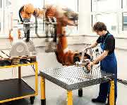 Kollaboration mit dem Großroboter