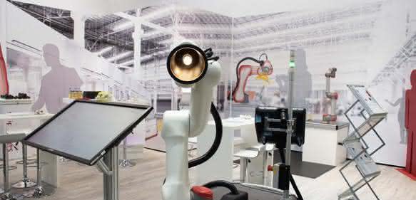 Mensch-Roboter-Kollaboration Mensch-Roboter-Kollaboration