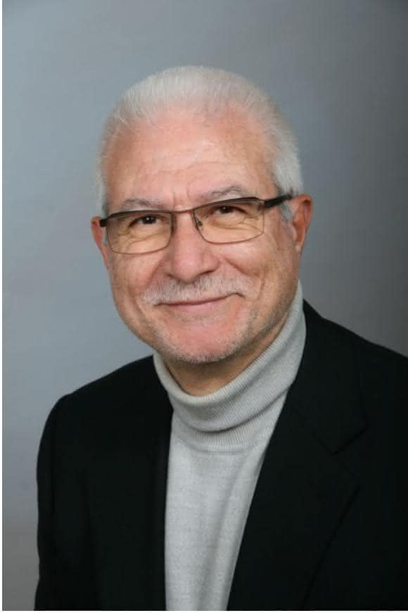 Dr. Stavros Kromidas Dr. Stavros Kromidas