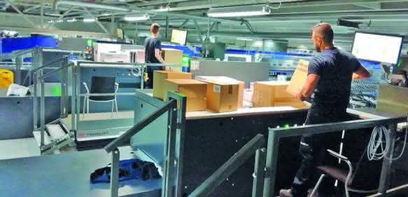 Palettier- und Kommissionier-Arbeitsplatz