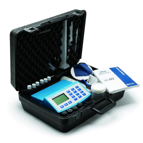 Wasseranalytik: Mobiles Photometer inklusive pH-Meter Wasseranalytik: Mobiles Photometer inklusive pH-Meter