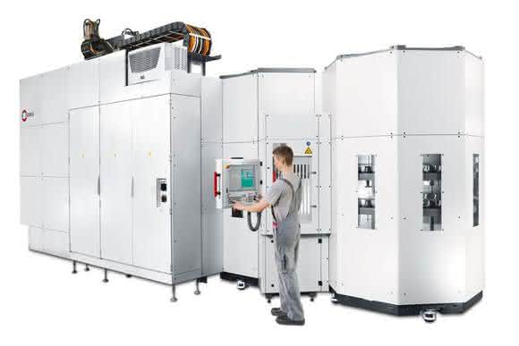 5-Achs- Bearbeitungszentrum C 52 U 5-Achs- Bearbeitungszentrum C 52 U mit Hebofix-System