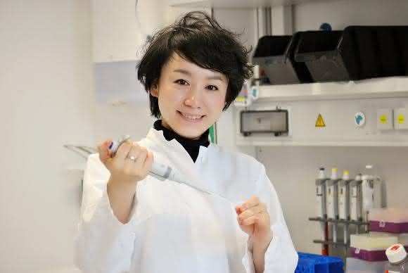 Dr. Bin Qu hat untersucht, wie sich Killerzellen im Gewebe bewegen. (Foto: Universität)