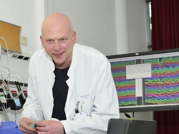 Prof. Dr. Dr. Florian Mormann Prof. Dr. Dr. Florian Mormann