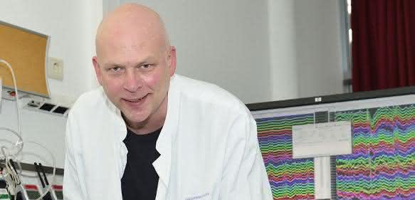 Prof. Dr. Dr. Florian Mormann Prof. Dr. Dr. Florian Mormann