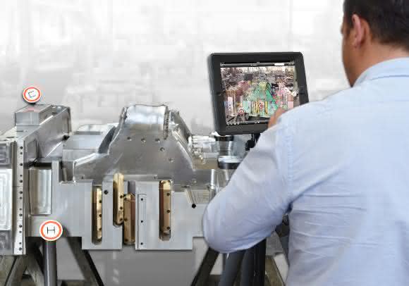 Augmented Reality-Anwendung in der BMW Group Produktion Augmented Reality-Anwendung in der BMW Group Produktion