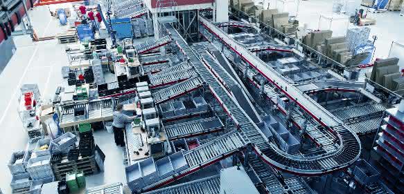 Das Produktions- und Logistikzentrum von Gebrüder Müller Apparatebau: Die Liefertermintreue wurde nun deutlich erhöht, und die Fehlerquote zeigt klare Tendenz nach unten. (Foto: Viastore) Das Produktions- und Logistikzentrum von Gebrüder Müller Apparatebau: Die Liefertermintreue wurde nun deutlich erhöht, und die Fehlerquote zeigt klare Tendenz nach unten. (Foto: Viastore)