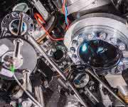 Atomfalle, in der 39Ar-Atome gefangen und nachgewiesen werden. (Foto: Florian Freundt, Institut für Umweltphysik, Universität Heidelberg)