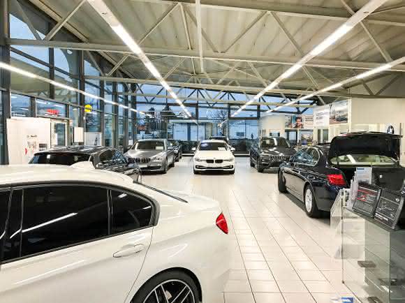 BMW-Automobile im besten Licht BMW-Automobile im besten Licht