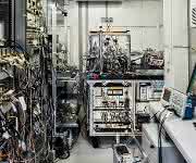 Die transportable optische Atomuhr befindet sich in diesem Anhänger. (Abb. PTB)