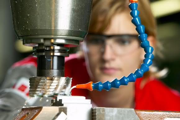 VDMA-Ingenieurerhebung 2016: Maschinenbau wichtigster Arbeitgeber für Ingenieure VDMA-Ingenieurerhebung 2016: Maschinenbau wichtigster Arbeitgeber für Ingenieure