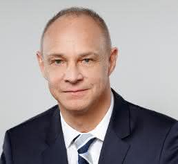 Steffen Schneider Steffen Schneider