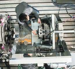 Elektromotoren: Schaeffler integriert Compact Dynamics