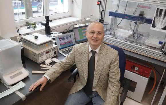 Prof. Dr. Klaus D. Jandt Prof. Dr. Klaus D. Jandt