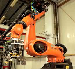 Kuka Roboter bei BMW Kuka Roboter