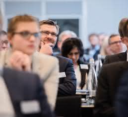 PraxisForum Logistik Axit