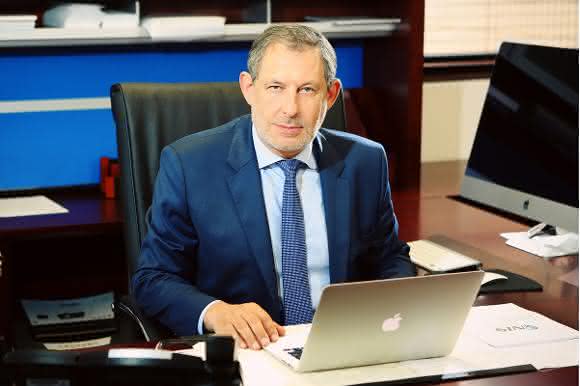 Eugene Kverel, Präsident und CEO von NIS.