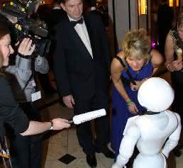 Pepper Roboter ICS Group