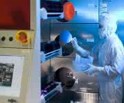 Ein Ofensystem im Reinraum des Fraunhofer-Institut IISB in Erlangen. Das neue, von der DFG geförderte Ofensystem für das Reinraumlabor wird erweiterte Möglichkeiten zur Herstellung von Halbleitern bieten. (Bild: Kurt Fuchs)