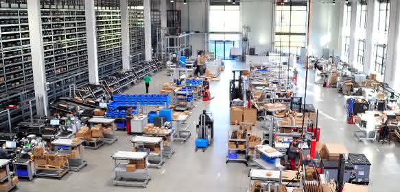 Logistikzentrum item Solingen Logistikzentrum item Solingen