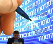 CeBIT 2017 Cyber-Security: Was tun gegen Bots, Lecks und Co.?