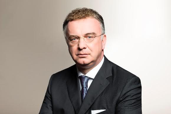 Christian Kullmann, Strategievorstand von Evonik: „Durch die Kombination der komplementären Silica-Geschäfte von Evonik und Huber stärken wir eine bedeutende Säule in unserem Konzern.“