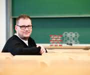 Prof. Dr. Sebastian Polarz