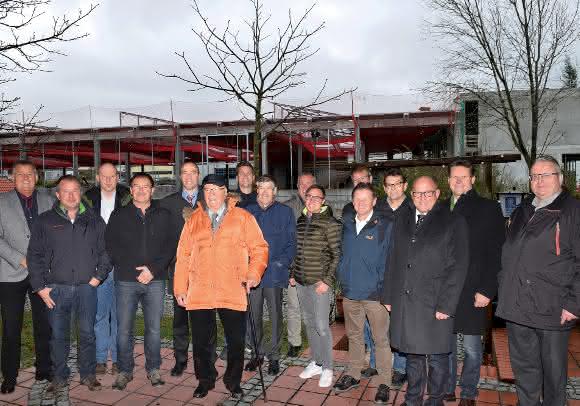 Richtfest der neuen Halle 7 bei Mayr Antriebstechnik in Mauerstetten Richtfest der neuen Halle 7 bei Mayr Antriebstechnik in Mauerstetten