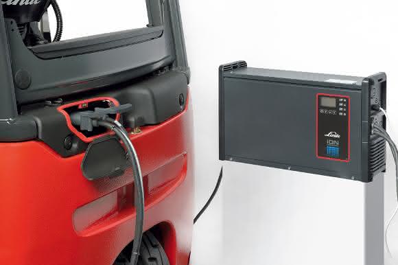Linde Gegengewichtsstapler mit Lithium-Ionen-Akku