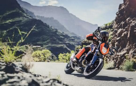 Motorrad KTM
