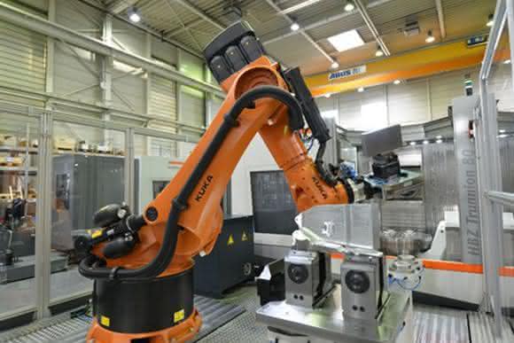 Schnittstellen-Standard für automatisierte Fertigung