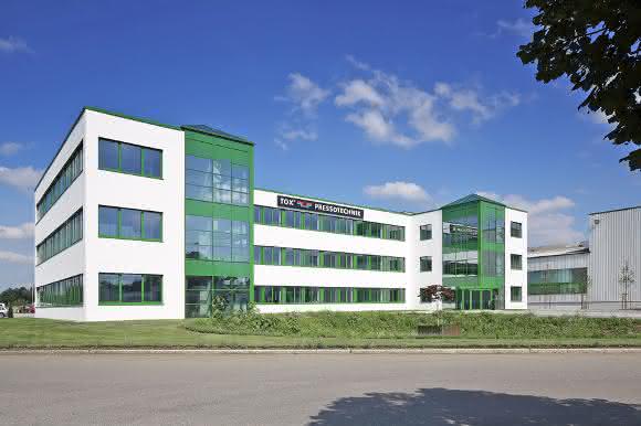 Firmengebäude Tox Neubau