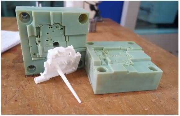 Spritzgussformen für Endbauteile Spritzgussformen für Endbauteile aus dem Stratasys Objet Connex 3D-Drucker