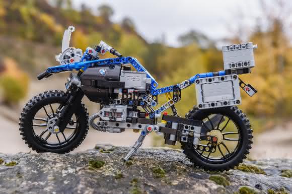 Motorrad in 603 Teilen: BMW und Lego entwickeln Bausatz für die BMW R 1200 GS Adventure